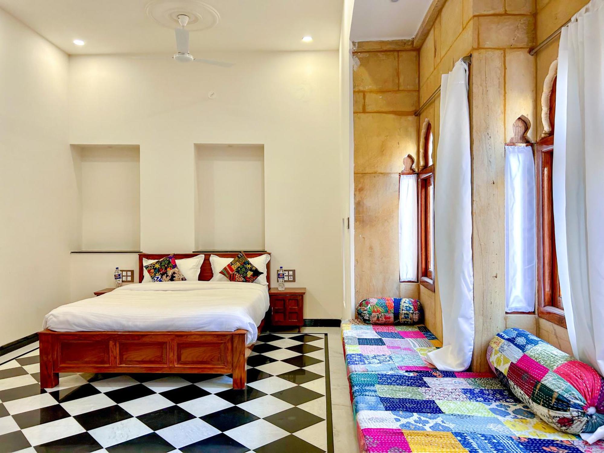 Hotel Vasudev Niwas Jaisalmer Exterior foto
