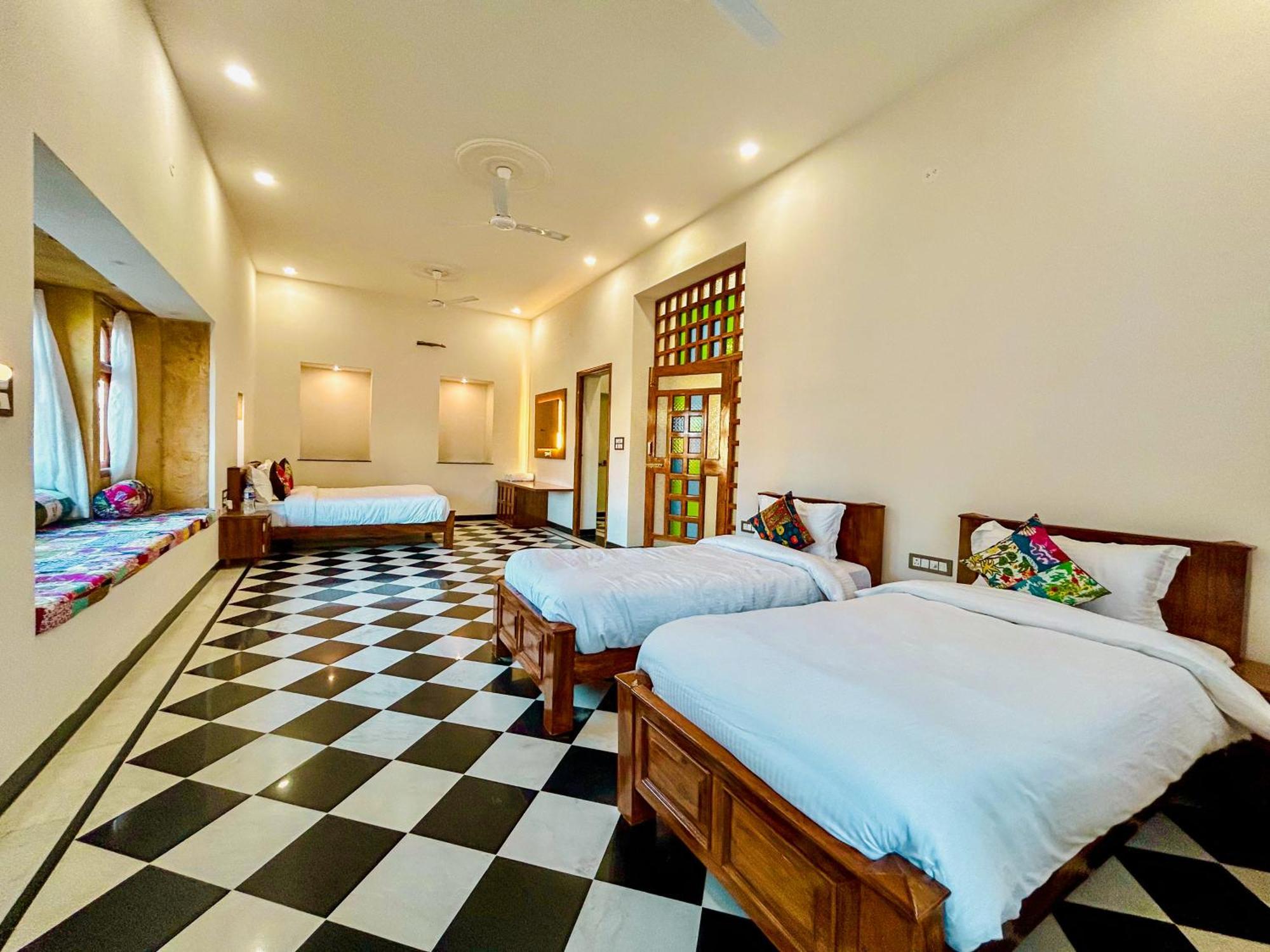 Hotel Vasudev Niwas Jaisalmer Exterior foto