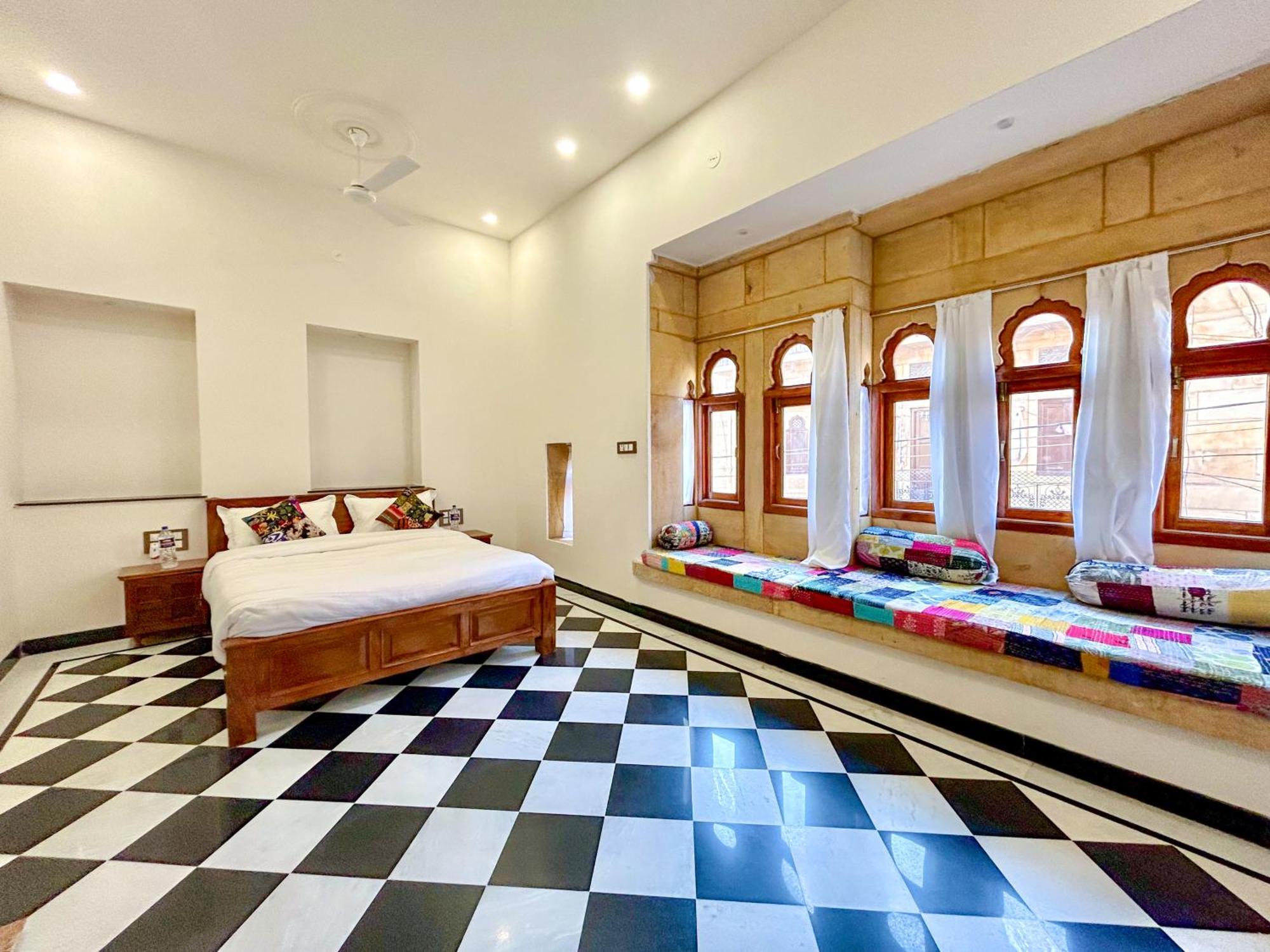 Hotel Vasudev Niwas Jaisalmer Exterior foto